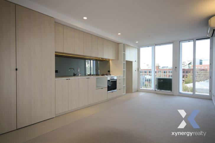 504 589 Elizabeth Street Melbourne 3000 Vic House For