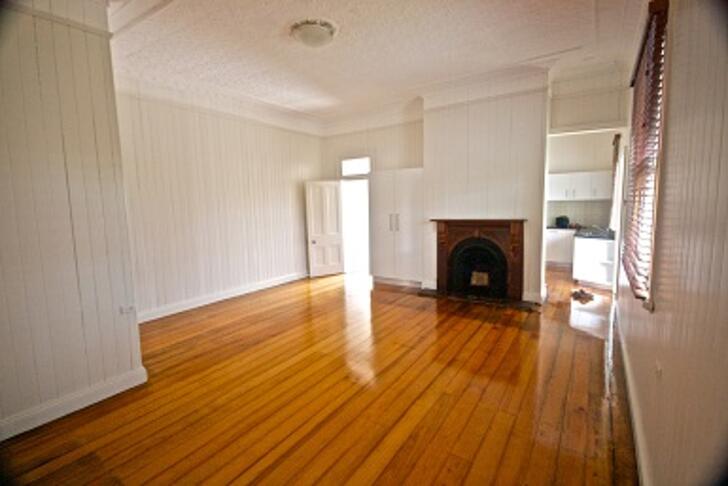 1/38 Manly Road, Manly 4179, QLD Flat Photo