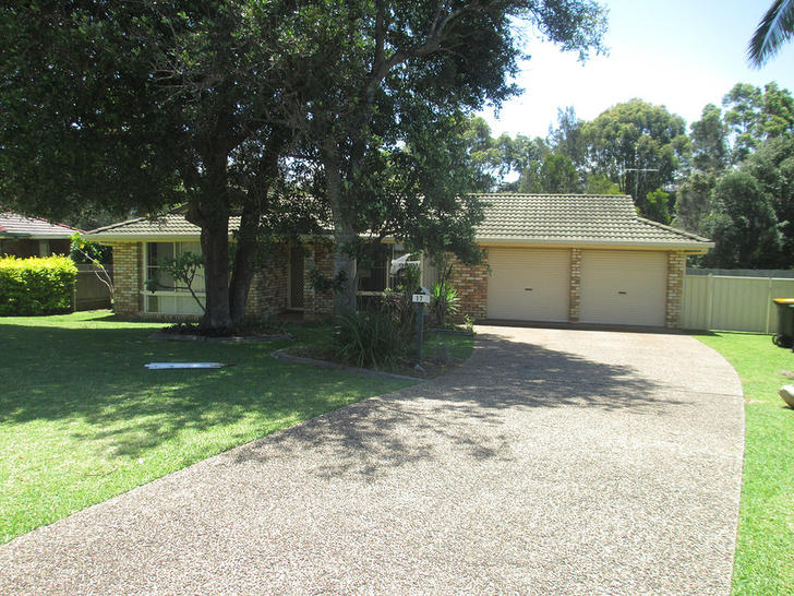 17 Spindrift Row Port Macquarie Nsw 2444 House For Rent Rent