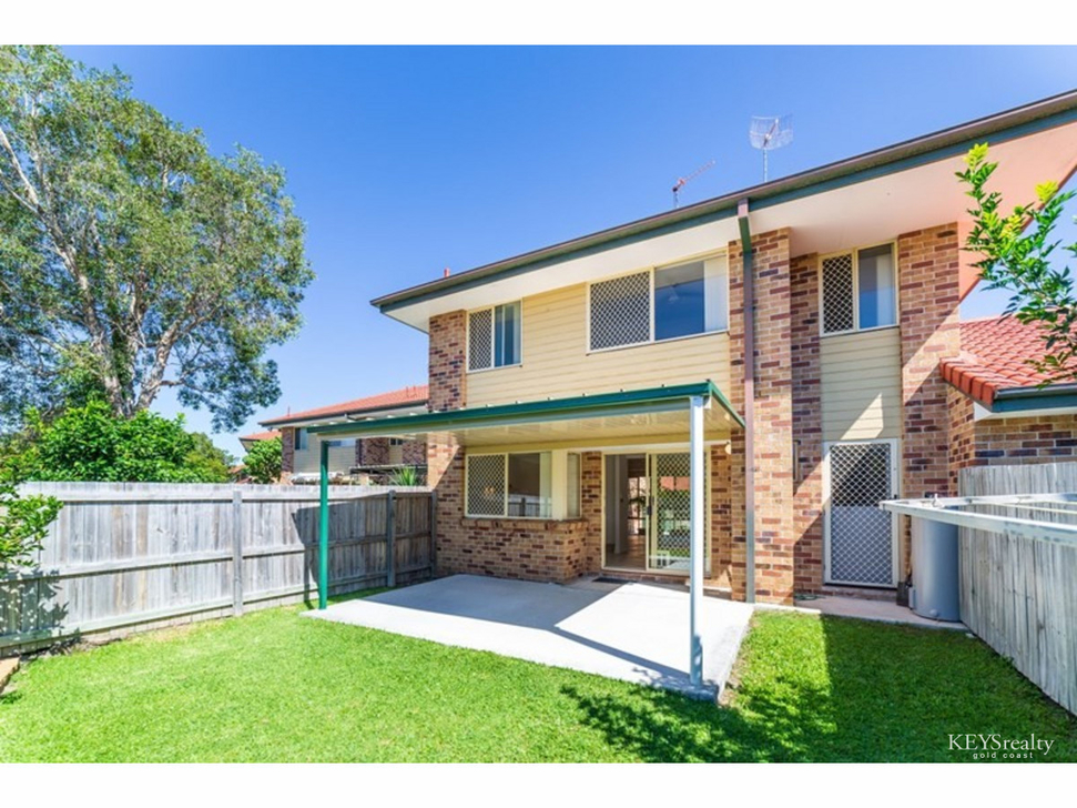 TRISTAN PLACE, 23 Tristan Court, Benowa QLD 4217 townhouse For Rent