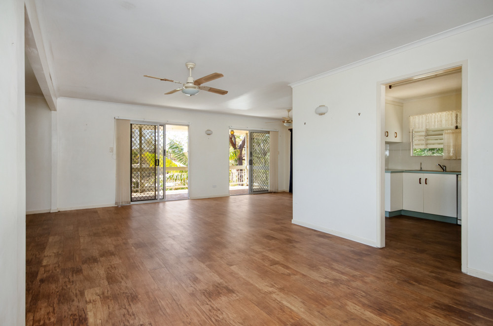 6 Mccrudden Street, West Gladstone QLD 4680 house For Rent