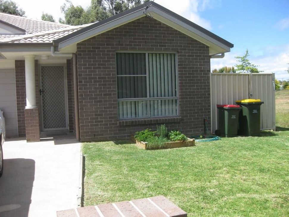 65A Abbott Street, Glen Innes NSW 2370 unit For Rent