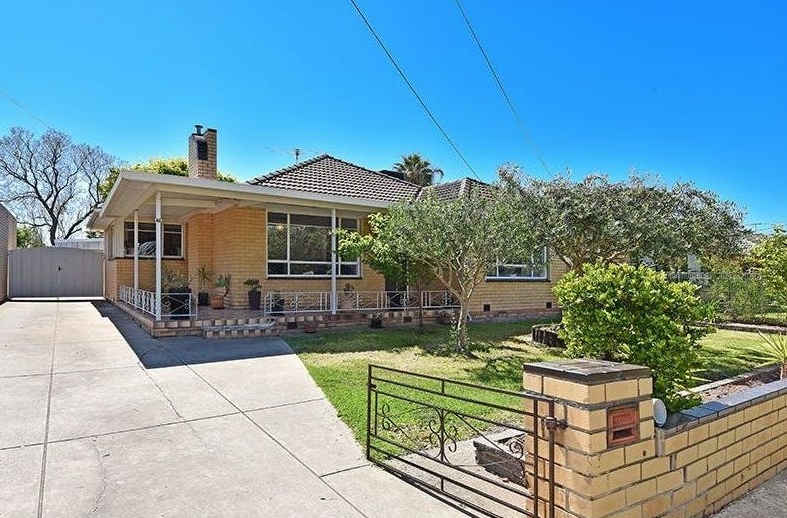 48 Lake Street, Avondale Heights VIC 3034 house For Rent