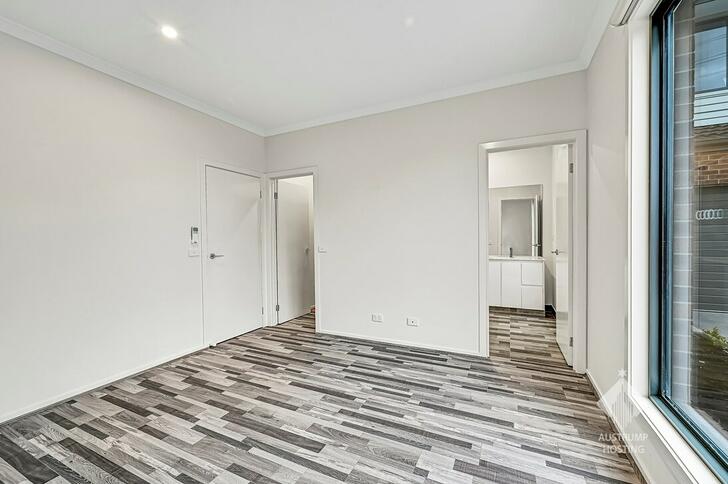 CONTACT AGENT Newcomen Road, Springvale 3171, VIC Townhouse Photo