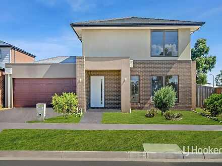 12 Mapleshade Avenue, Clyde North 3978, VIC House Photo