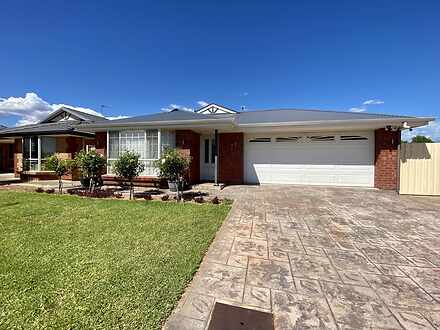6 Carl Veart Avenue, Whyalla Norrie 5608, SA House Photo