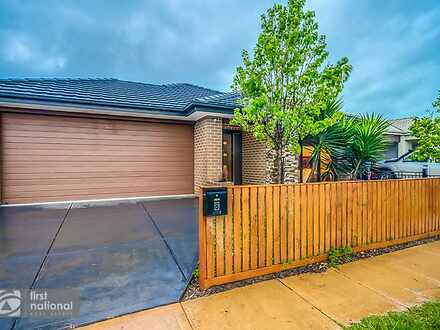 8 Atkinson Close, Point Cook 3030, VIC House Photo