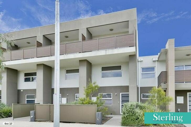 7 Lockheed Parade, Point Cook 3030, VIC Townhouse Photo