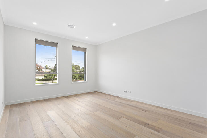 677B South Road, Bentleigh East 3165, VIC Townhouse Photo