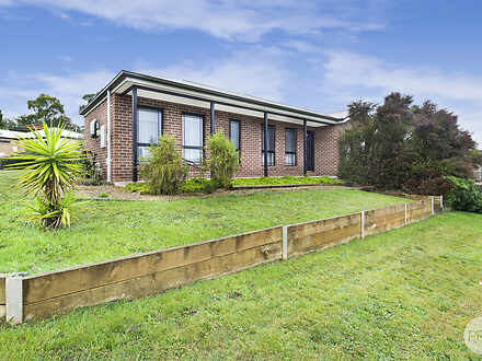 17 Muller Court, Mount Clear 3350, VIC House Photo