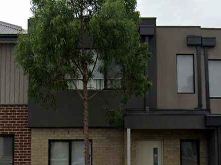 82 Eaststone Avenue, Wollert 3750, VIC Townhouse Photo