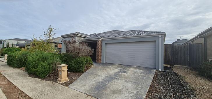 33 Tropic Circuit, Point Cook 3030, VIC House Photo