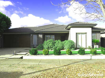 70 George Street, Taylors Hill 3037, VIC House Photo