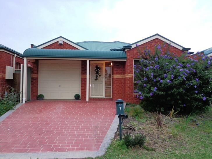 7 The Crescent, Point Cook 3030, VIC House Photo