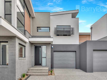 4/17 Ruby Street, Essendon West 3040, VIC Townhouse Photo